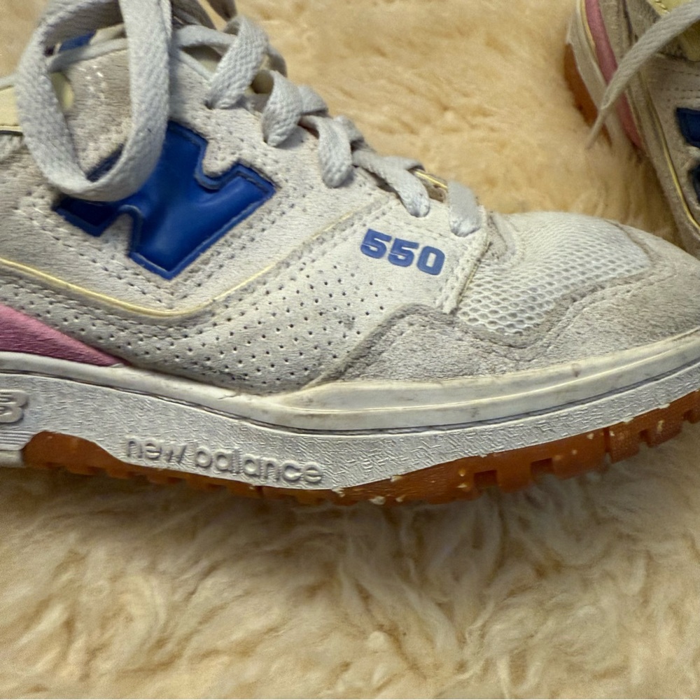 New Balance 550 Sneakers in cream yellow blue pink - Picture 2 of 9